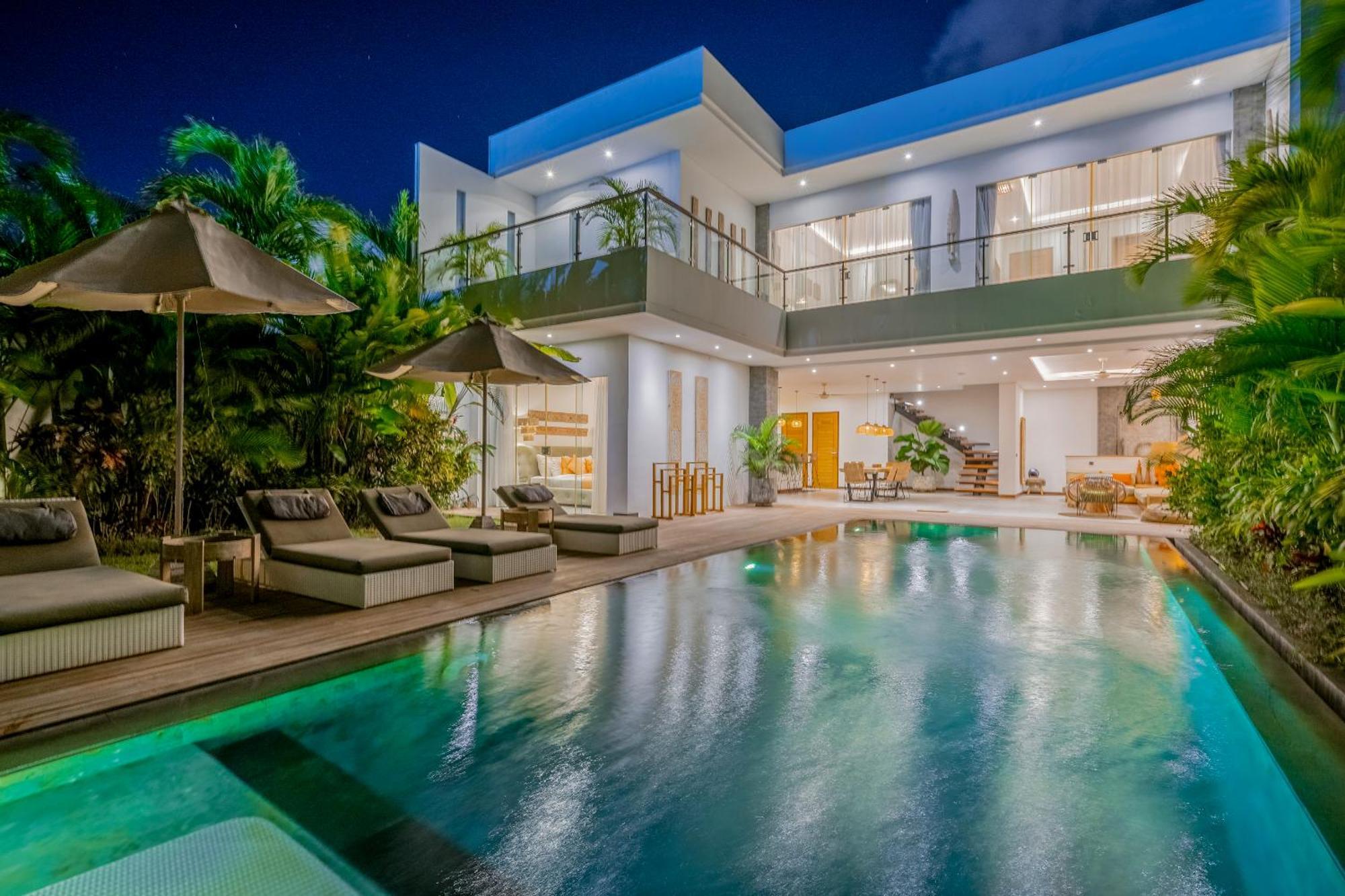 Flores Villa By Betterplace 坎古 外观 照片